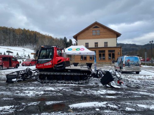 PistenBully 100 EU5